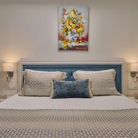 Thalassa Residence, Pool, Whirlpool & Seaviews, By Thinkvilla Βίλα