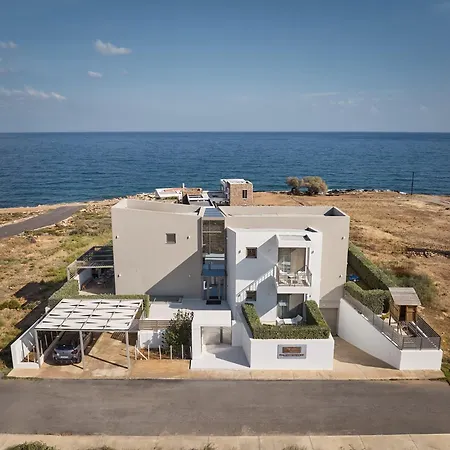 Villa Thalassa Residence, Pool, Whirlpool & Seaviews, By Thinkvilla *
