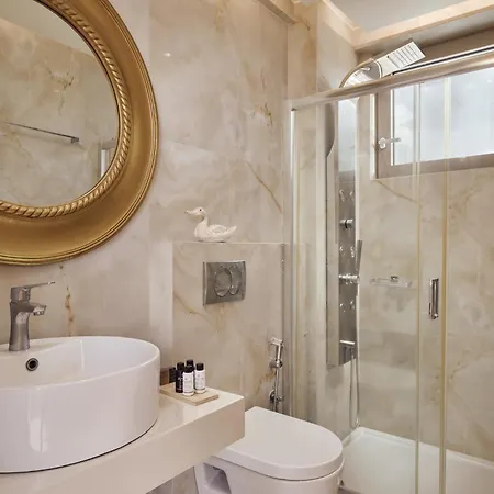 Thalassa Residence, Pool, Whirlpool & Seaviews, By Thinkvilla Villa