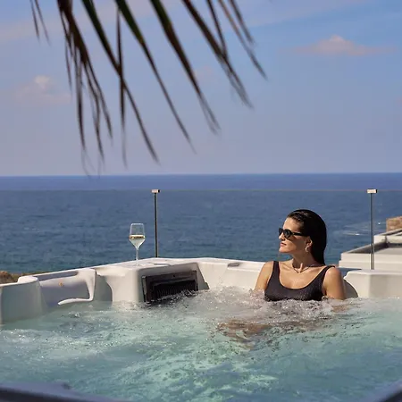 Villa Thalassa Residence, Pool, Whirlpool & Seaviews, By Thinkvilla Panormos (Crete)