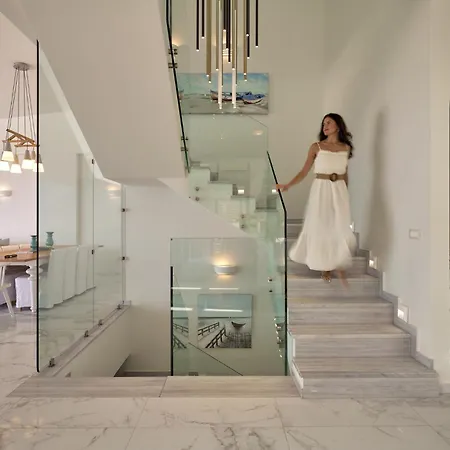 Villa Thalassa Residence, Pool, Whirlpool & Seaviews, By Thinkvilla